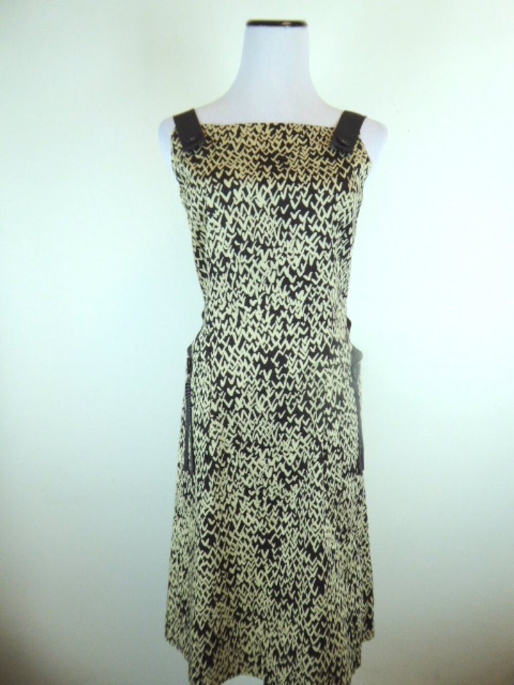 Lanvin Collection black tan v print sleeveless dress midi 38 4-6